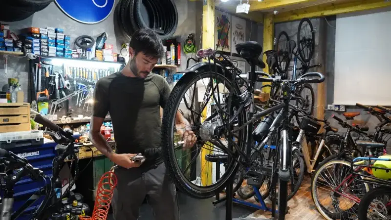 Fixing bicycles