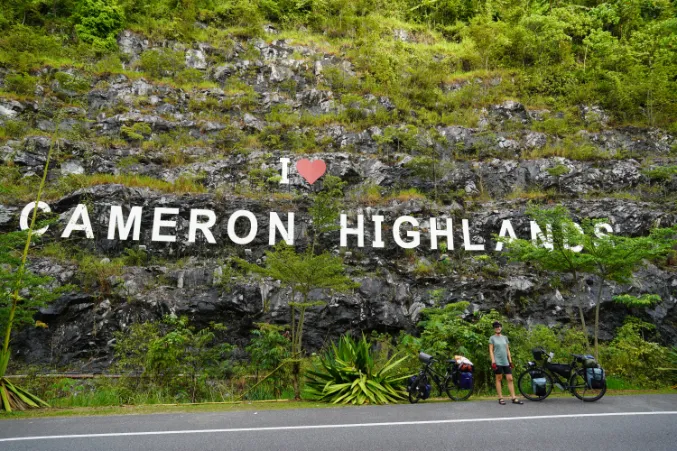 Camerog Highlands sign